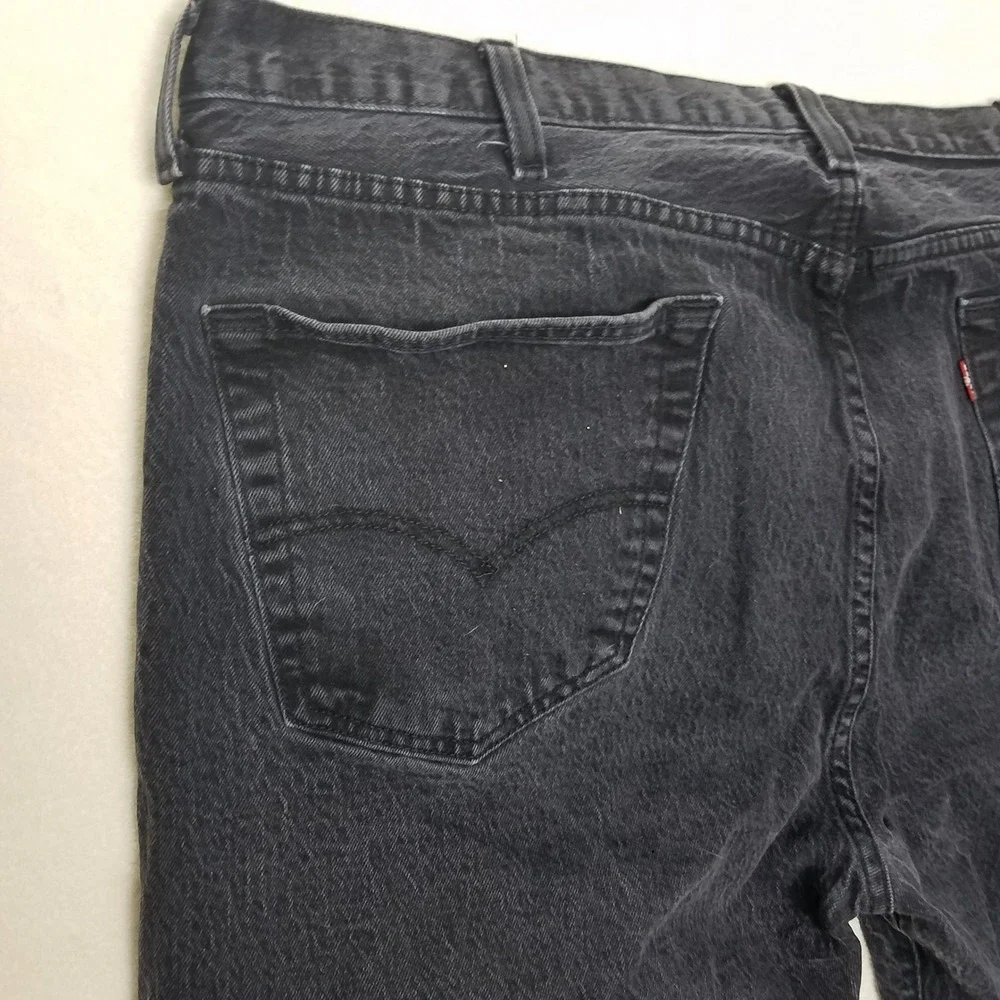 Levi's 501 size 38x32 Men's Black Denim Button Fly Straight‎ Leg Jeans